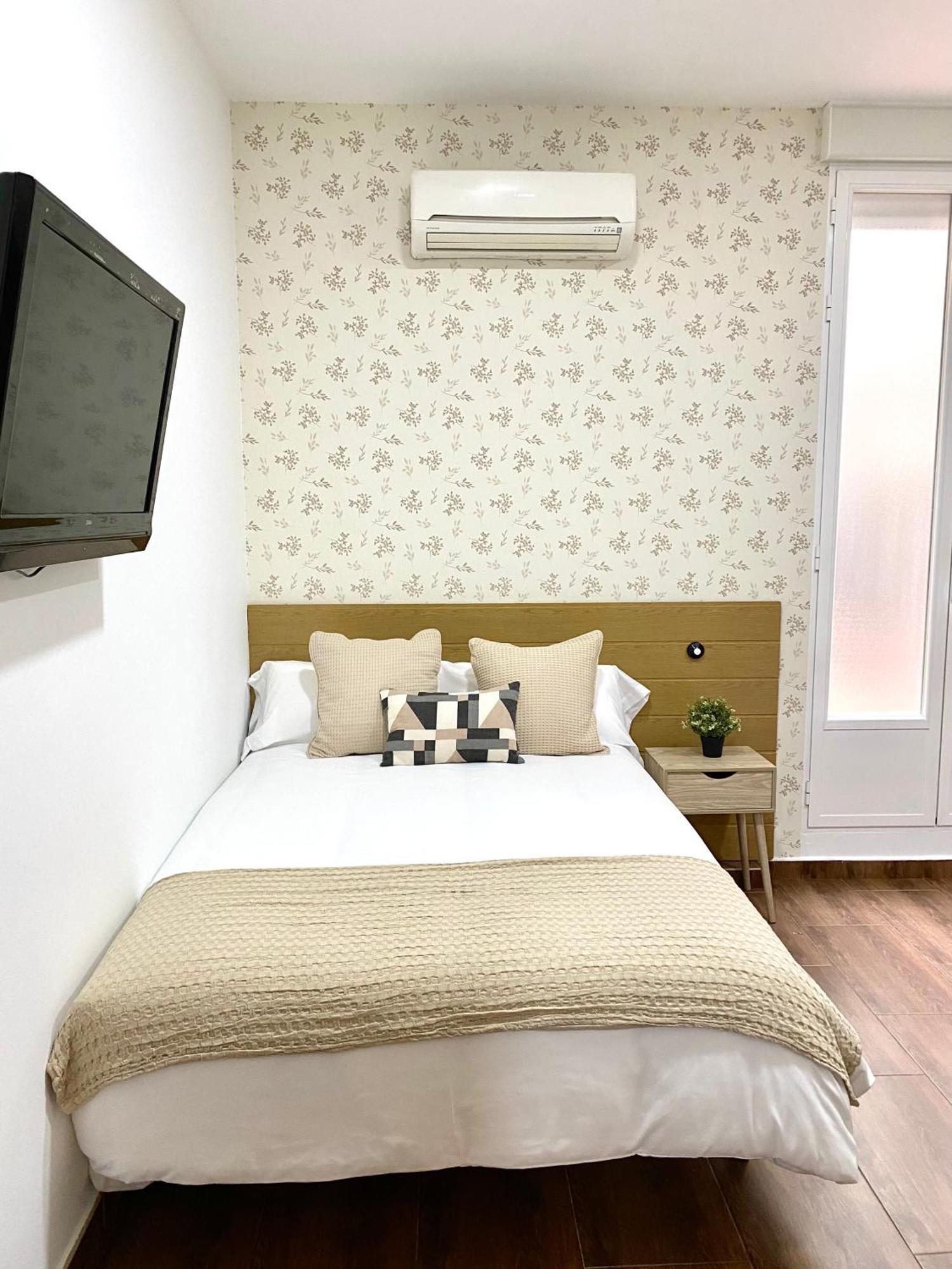 Apartamentos Fuencarral II Madrid Kamer foto